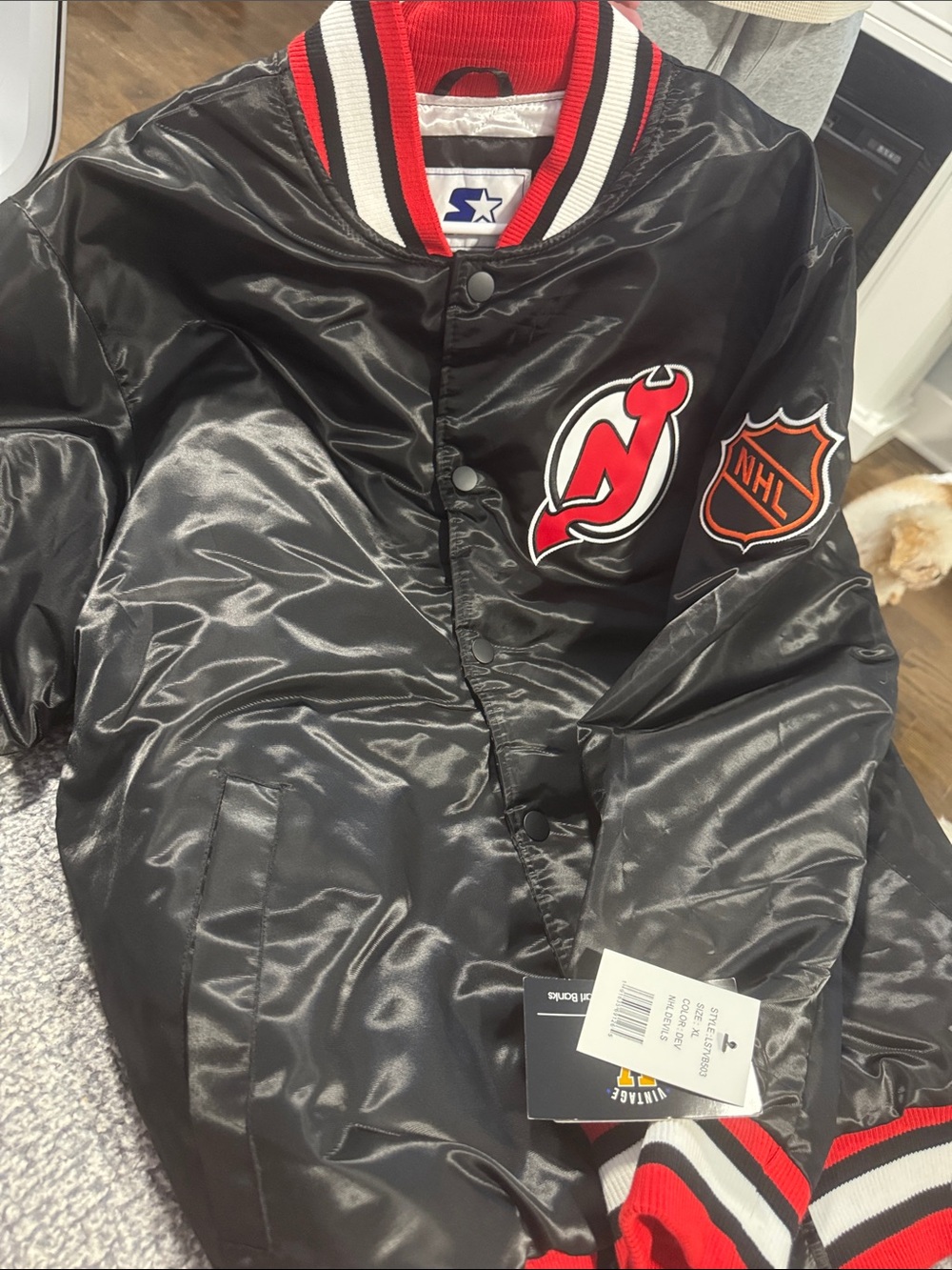 STARTER Black & Red New Jersey Devils Satin Bomber Jacket